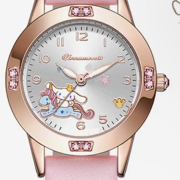 Cinnamon Roll Watch - Picture 2 of 2